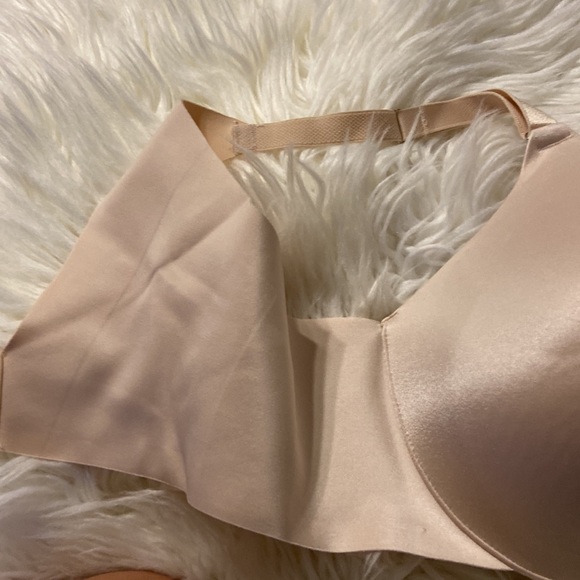 Soma Women's Bra size 42C cream  color excellent condition - Picture 3 of 12